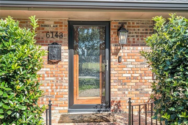 Property Photo: 6143 Charlotte Drive LA 70122