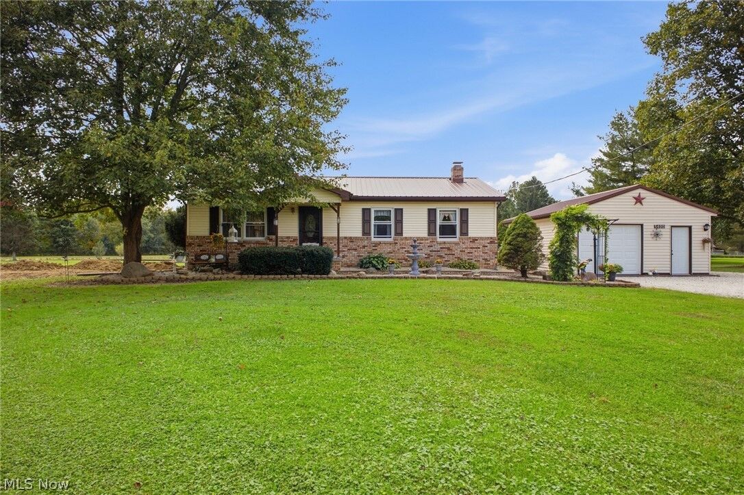 Property Photo:  5400 Fisher Corinth Road  OH 44417 