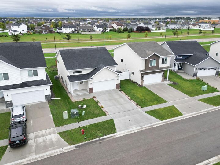 Property Photo:  2553 Fulton Loop S  ND 58104 