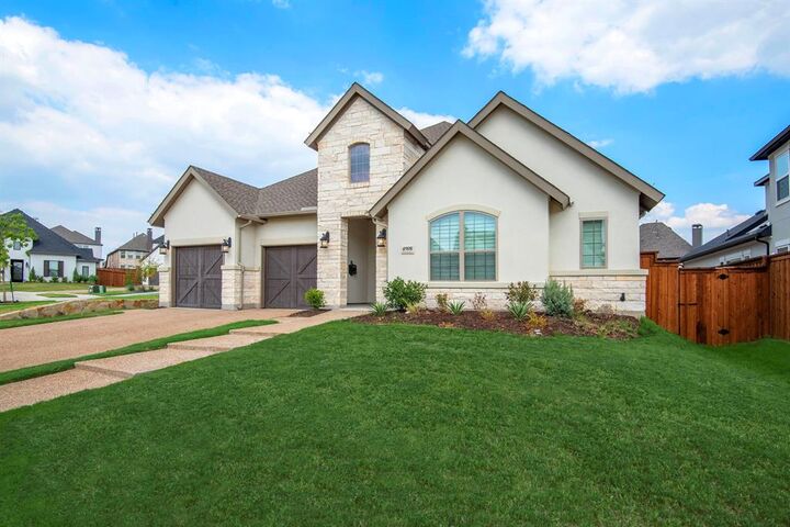 Property Photo: 4908 Sir Cole Court TX 75010