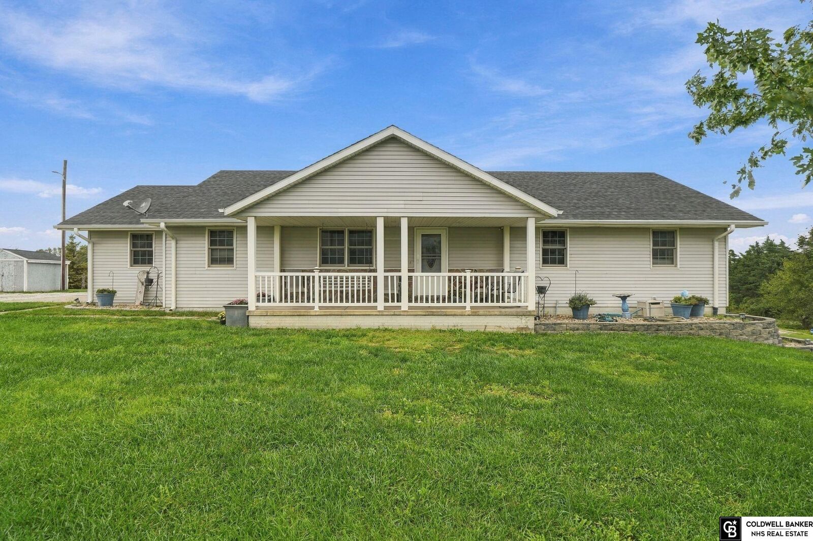 Property Photo: 13444 W Bluff Road NE 68402