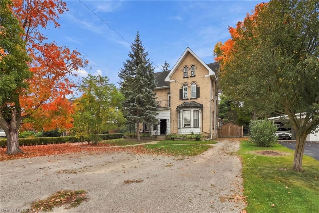 Property Photo:  107 Cayley Street  ON N0G 2V0 
