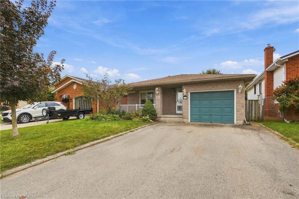 Property Photo: 7814 Donlee Drive ON L2H 2N5