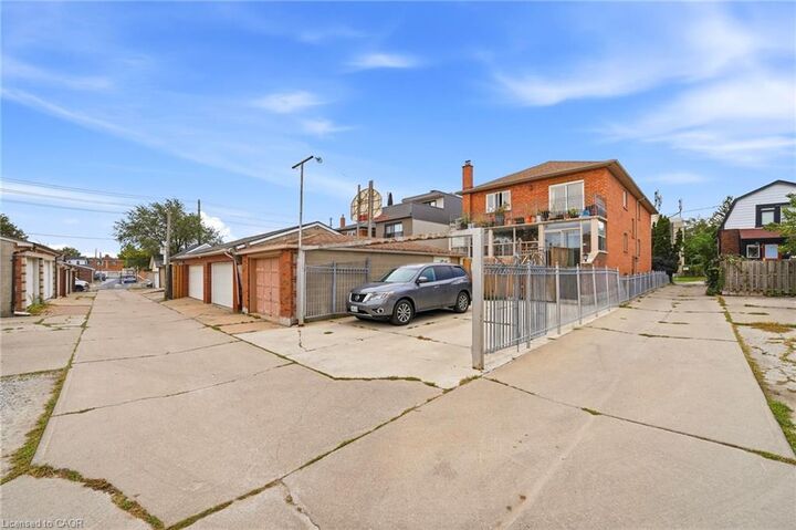 Property Photo: 277 Harvie Avenue ON M6E 4L1