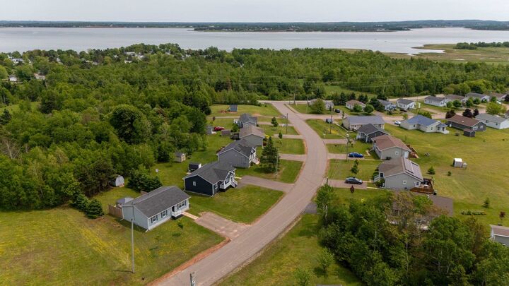 Property Photo: 24 Longboat Drive PE C1C 0C3