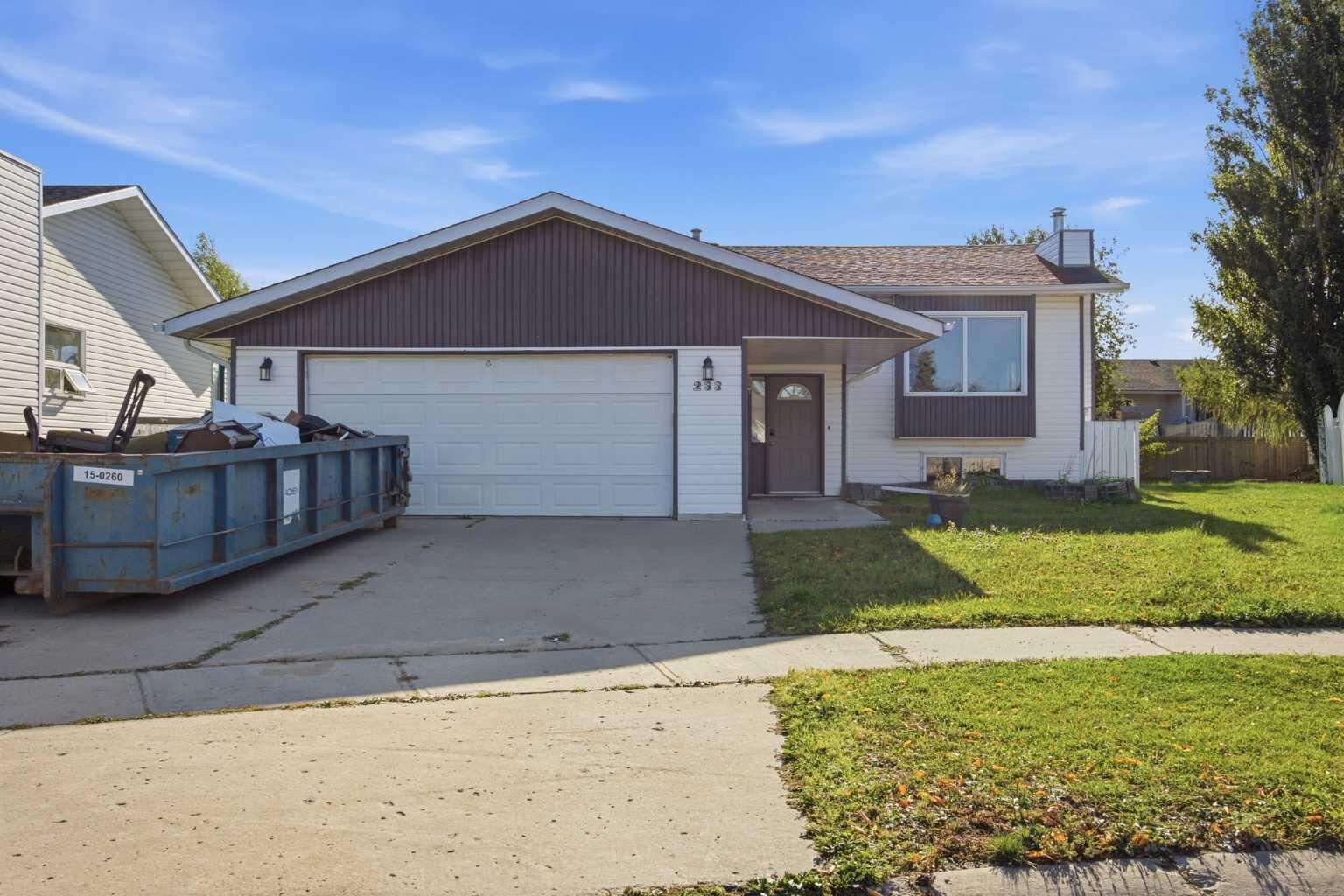 Property Photo:  233 Bacon Place  AB T9K 1Z8 
