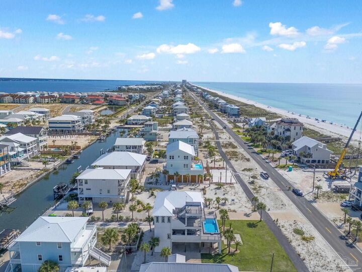 Property Photo: 7370 Gulf Blvd FL 32566