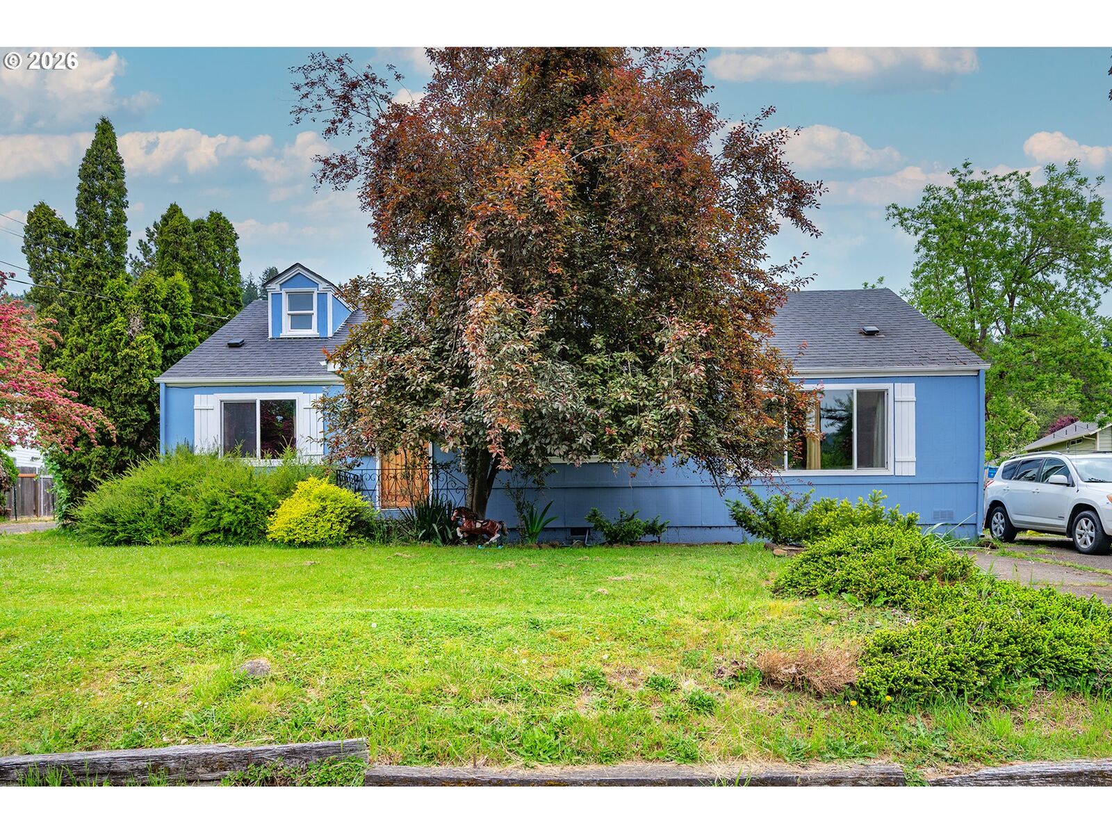 Property Photo:  3781 Kincaid St  OR 97405 