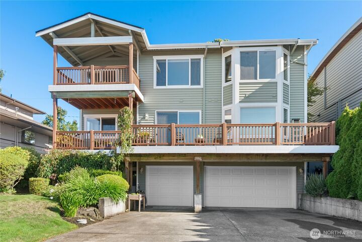 Property Photo: 305 8th Avenue W WA 98033