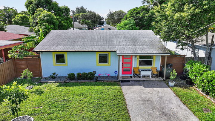 Property Photo: 220 Reigle Avenue FL 33444