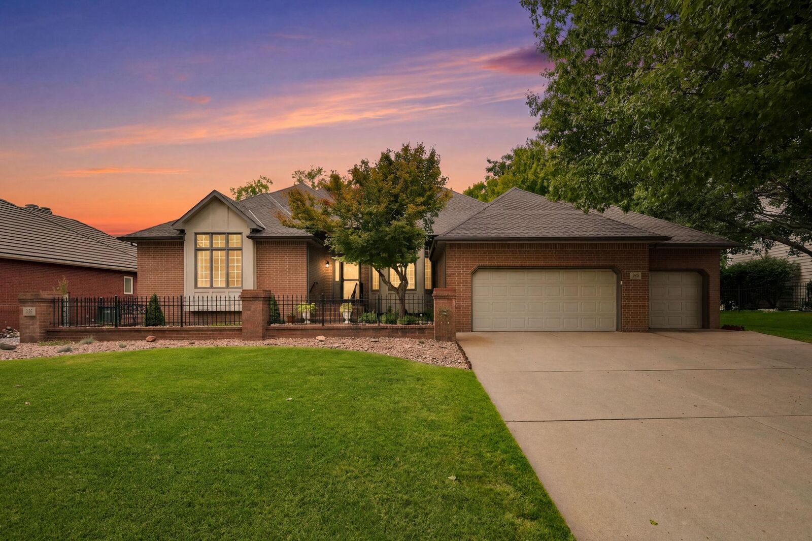 Property Photo:  2411 N High Point Cir  KS 67205 