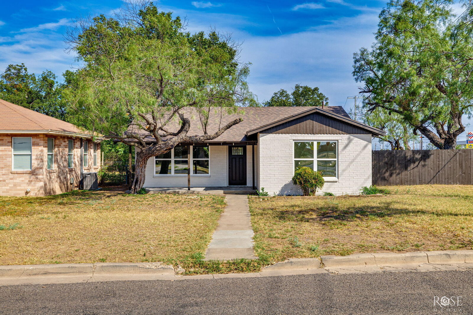 Property Photo:  318 Glenmore Drive  TX 76903 