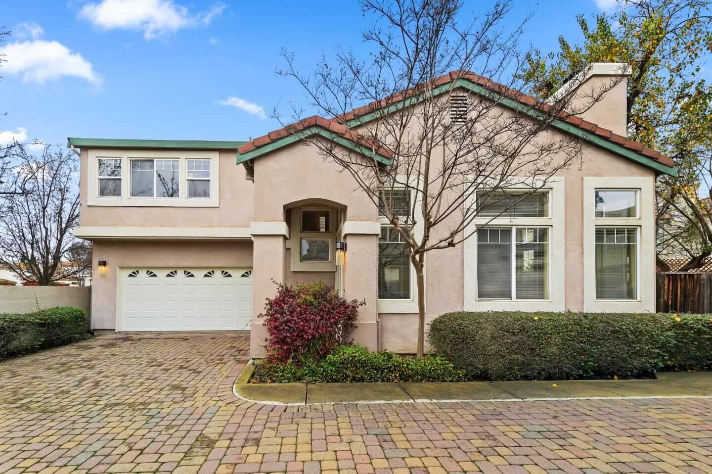 Property Photo: 2026 Verbena Common CA 94551