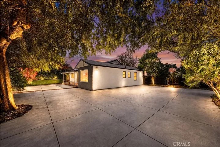Property Photo:  6759 N Golden West  CA 91007 