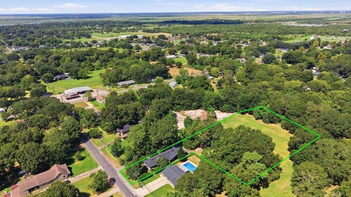 Property Photo: 2765 61st Street TX 77640