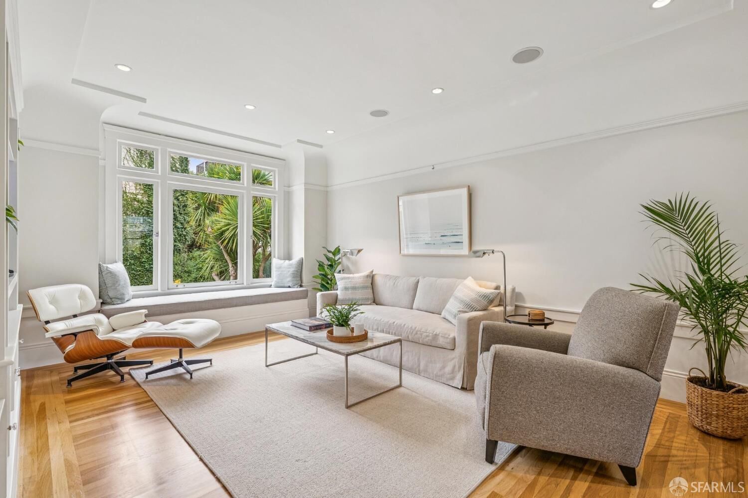 Property Photo:  2369 Union Street 3  CA 94123 
