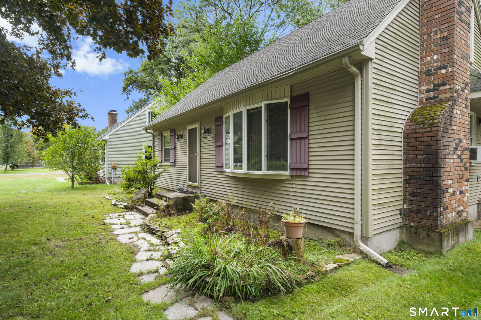 Property Photo:  531 George Washington Road  CT 06082 