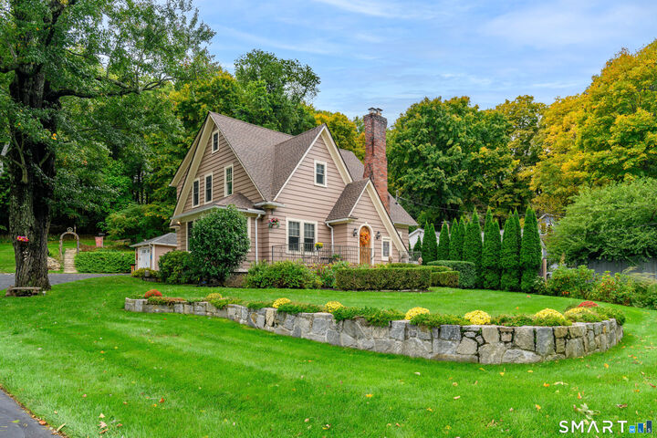 Property Photo: 72 Dodgingtown Road CT 06801