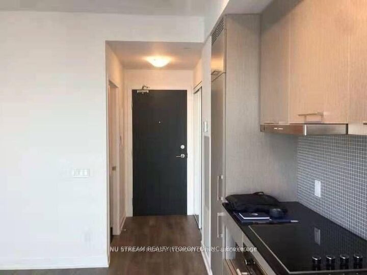 Property Photo:  87 Peter Street 1609  ON M5V 0P1 