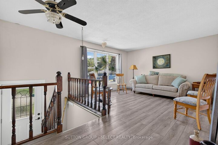 Property Photo:  280 Charlotte Street  ON N5L 1A8 