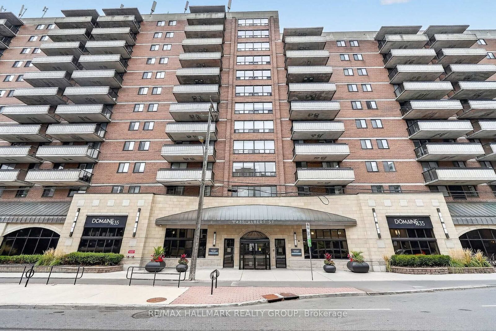 Property Photo:  435 Albert Street 210  ON K1R 7X4 