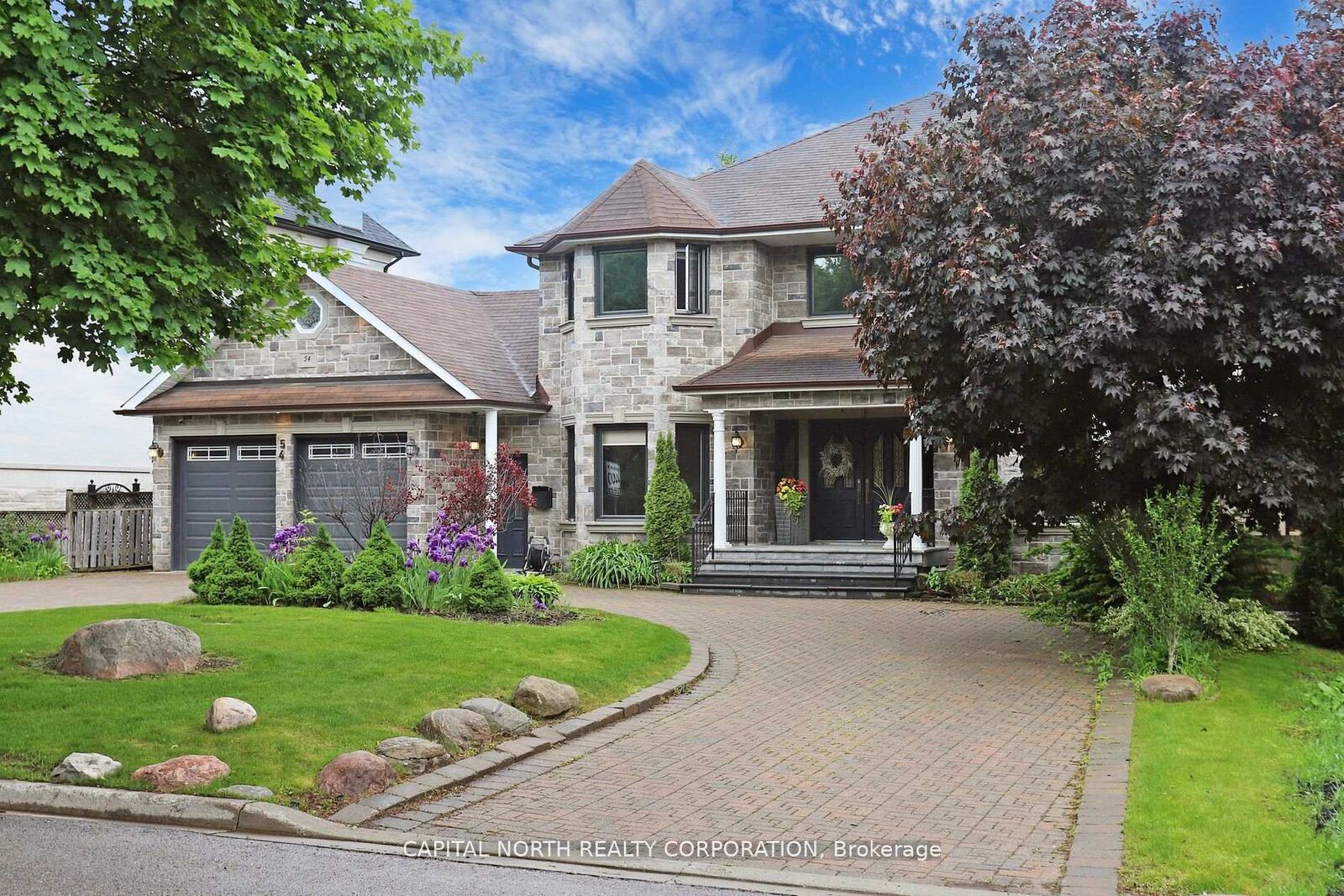 Property Photo:  54 Winchester Lane Basement  ON L4C 6Y7 