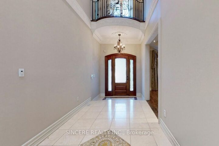 Property Photo: 195 Byng Avenue ON M2N 4K8
