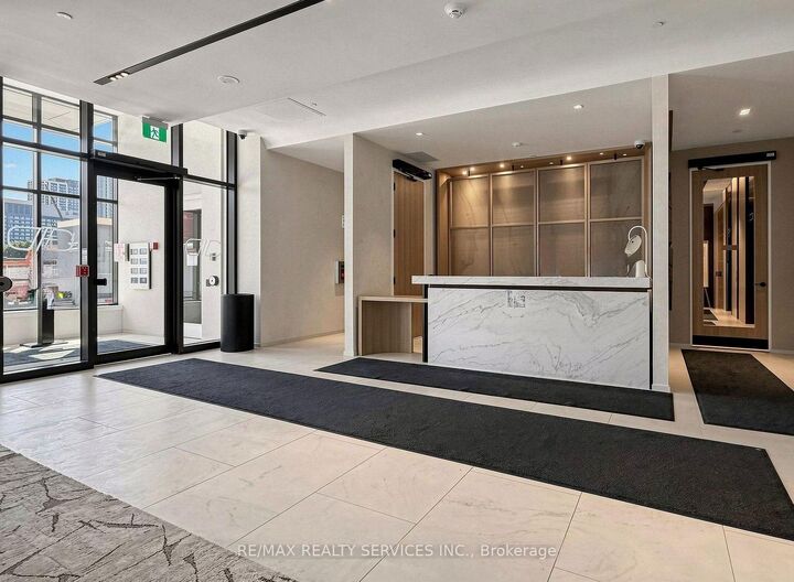 Property Photo:  30 Dreamer Way 713  ON M5A 0Y7 