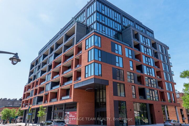 Property Photo: 10 James Street 509 ON K2P 1T2