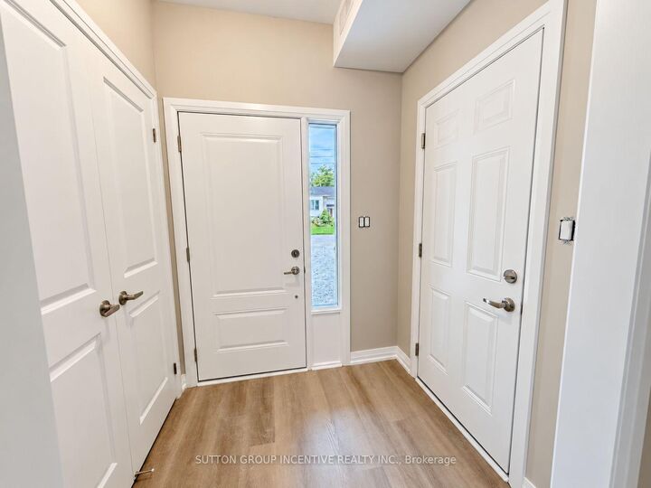 Property Photo:  1 Riverdale Drive 9  ON L9Z 1E9 