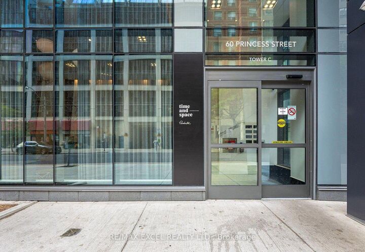 Property Photo:  60 Princess Street 914 SE  ON M5A 2C7 