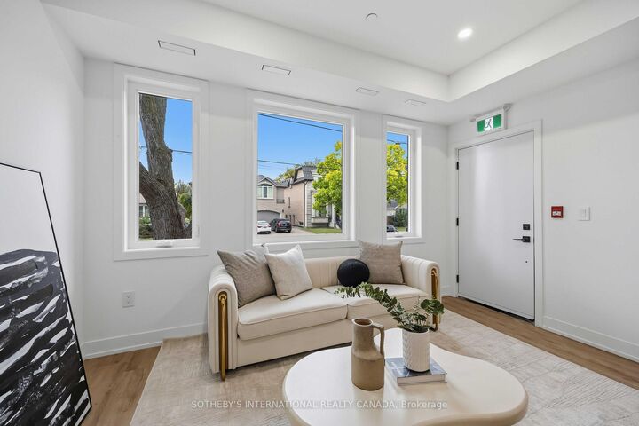 Property Photo:  207 Connaught Avenue 1  ON M2M 1H6 