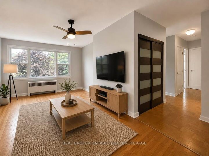 Property Photo:  6-279 Helen St Helen Street  ON K7L 4P6 