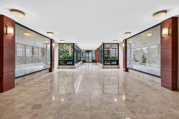 Property Photo:  360 Ridelle Avenue 1111  ON M6B 1K1 
