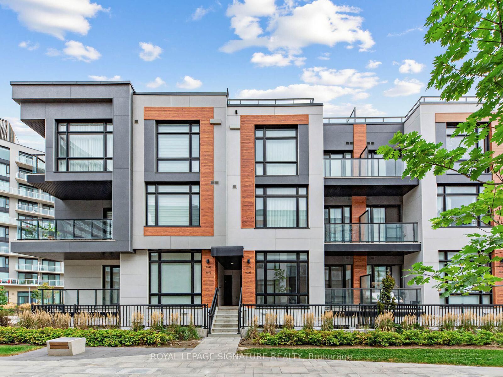 Property Photo: 14 David Eyer Road 1014 ON L4S 0N4