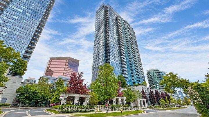 Property Photo:  15 Greenview Avenue 2413  ON M2M 4M7 