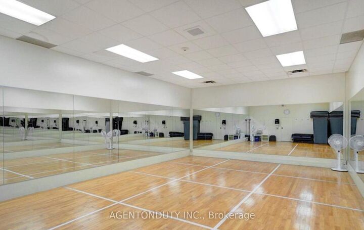 Property Photo:  65 Harbour Square 1605  ON M5J 2L4 