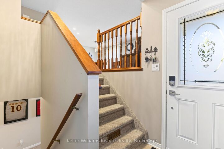 Property Photo: 120 Cockburn Crescent ON K8A 8K6
