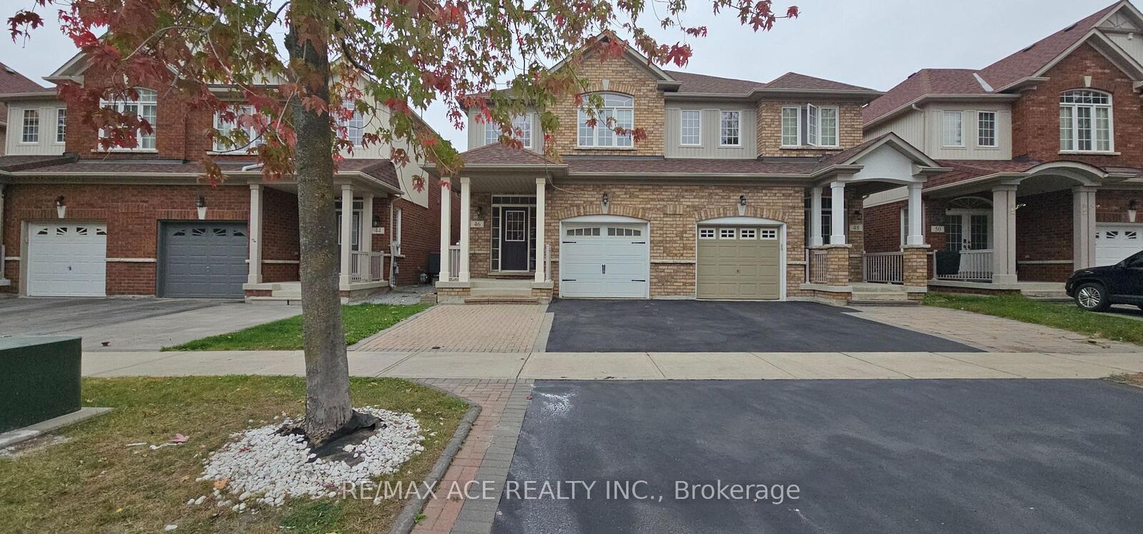 Property Photo:  46 Ralph Chalmers Avenue  ON L6E 2C3 