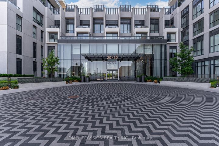 Property Photo:  30 Inn On The Park Drive 1810  ON M3C 0P7 