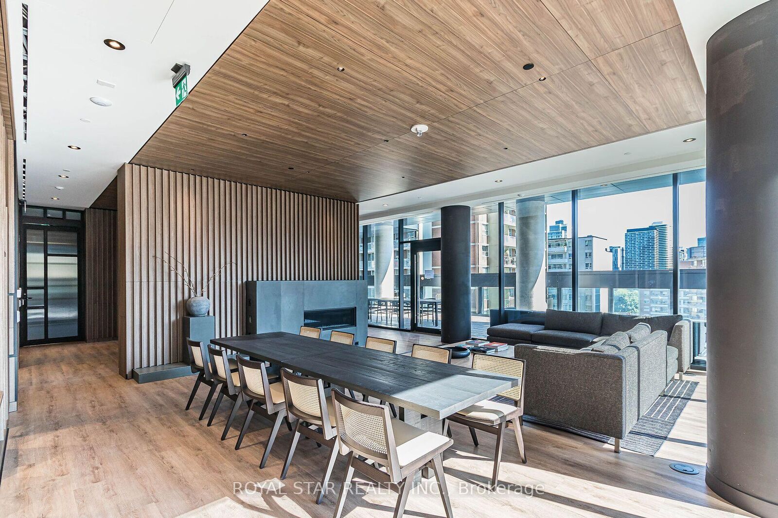 Property Photo:  55 Charles Street E 1304  ON M4Y 0J1 
