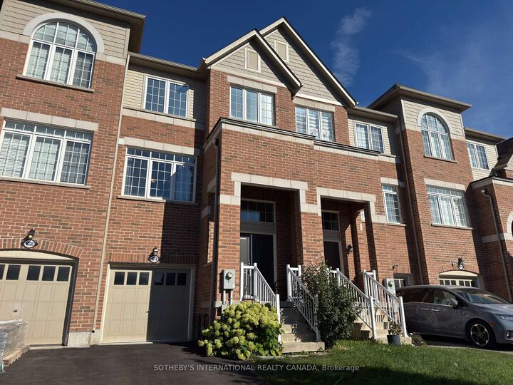 Property Photo:  4018 Fracchioni Drive  ON L3J 0R8 