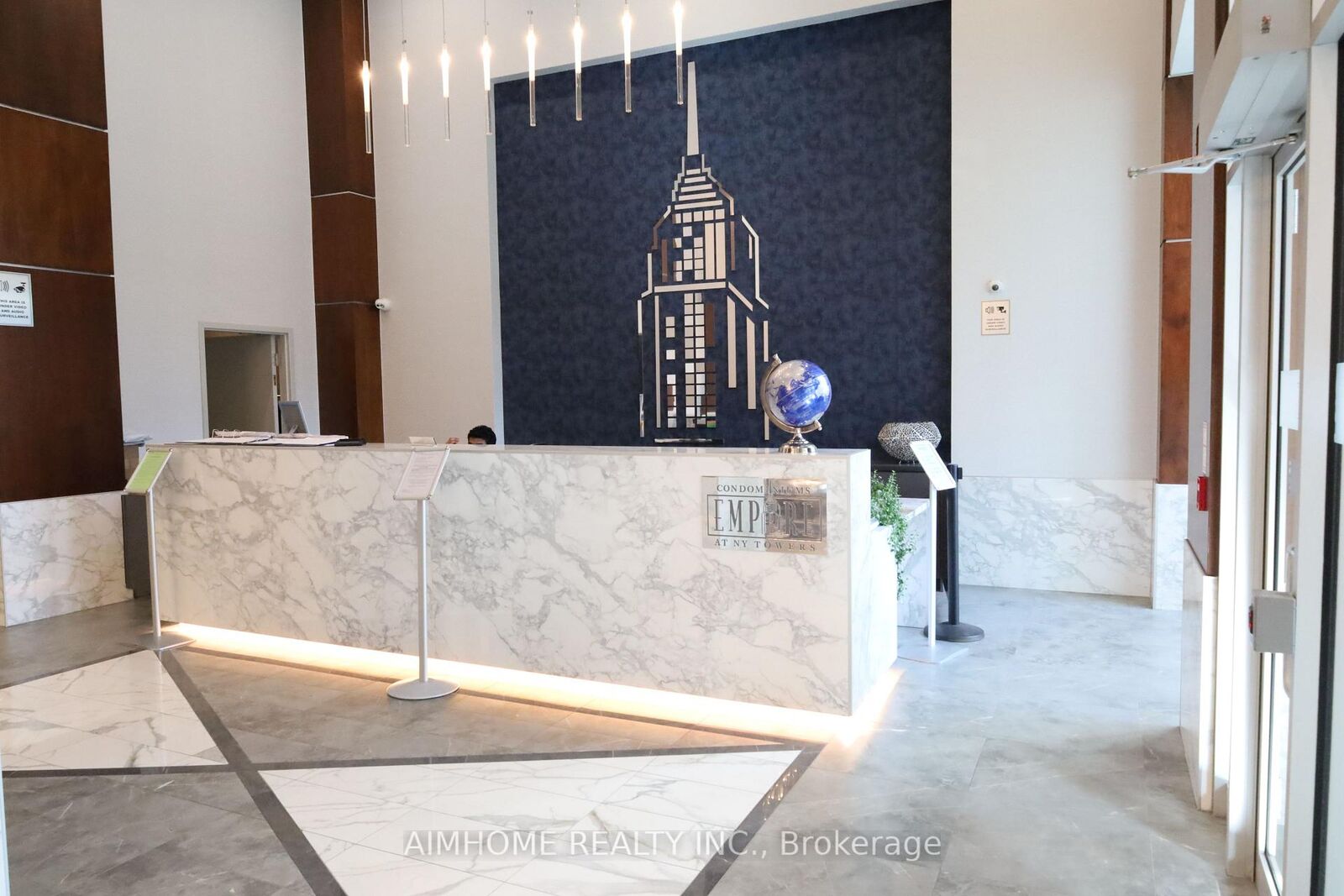 Property Photo:  17 Barberry Place 2107  ON M2K 3E2 