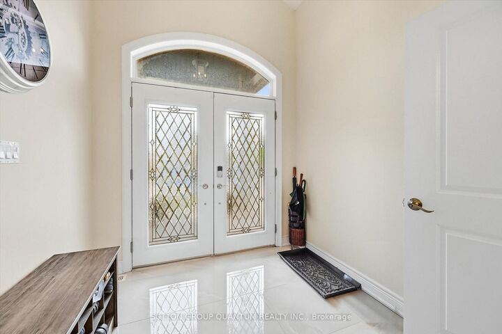 Property Photo: 305 Caledon Avenue ON L9C 3C9