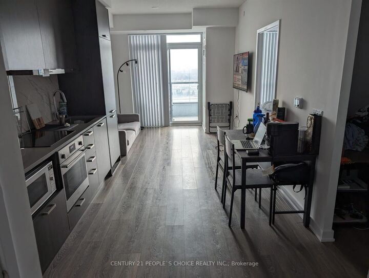 Property Photo:  38 Honeycrisp Crescent 1706  ON L4K 0M8 