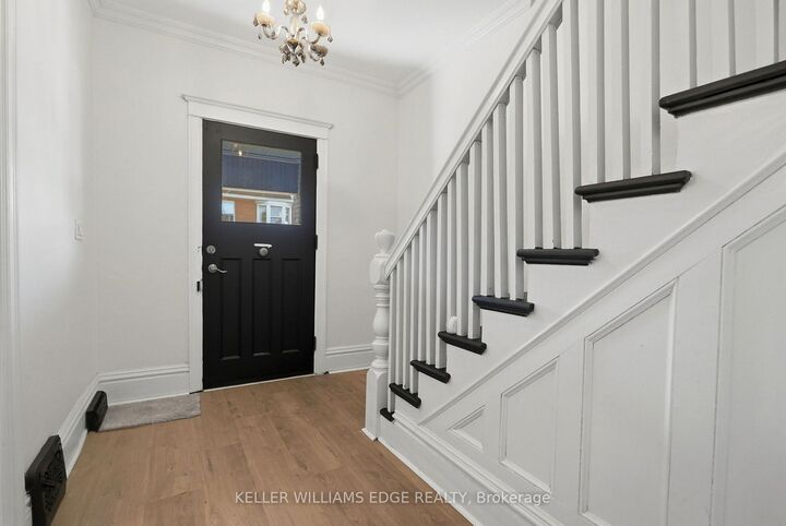 Photo de la propriété: 60 Stirton Street ON L8L 6E8