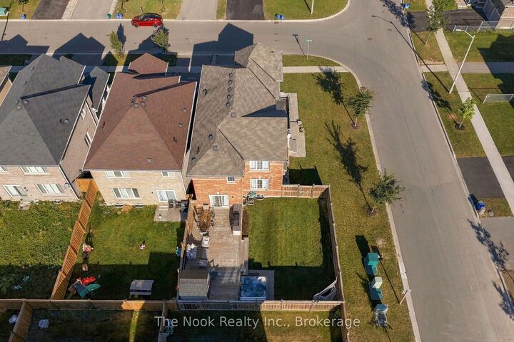 Property Photo:  115 Noden Crescent  ON L1B 0L2 