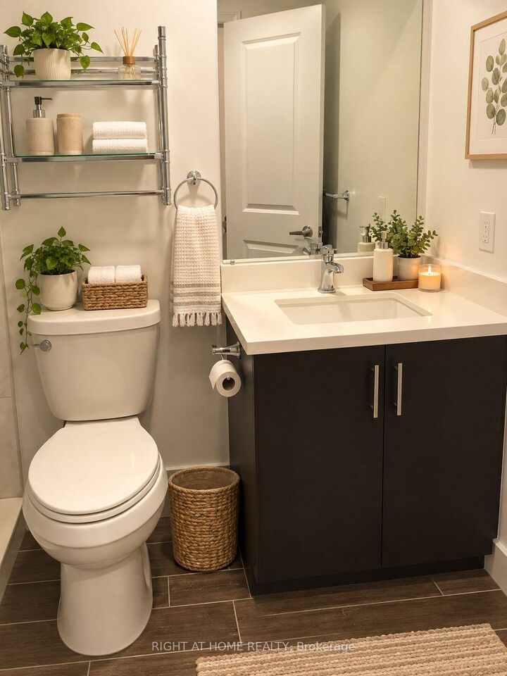 Property Photo:  332 Salem Avenue N C  ON M6H 3C7 