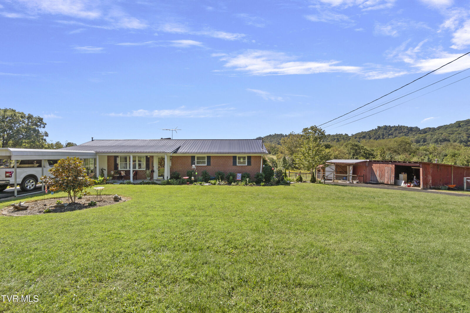 Property Photo: 151 Stanley Valley Road TN 37857