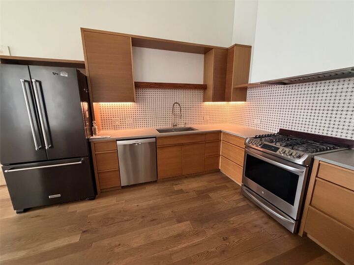 Property Photo:  4825 Weidemar Lane 600  TX 78745 